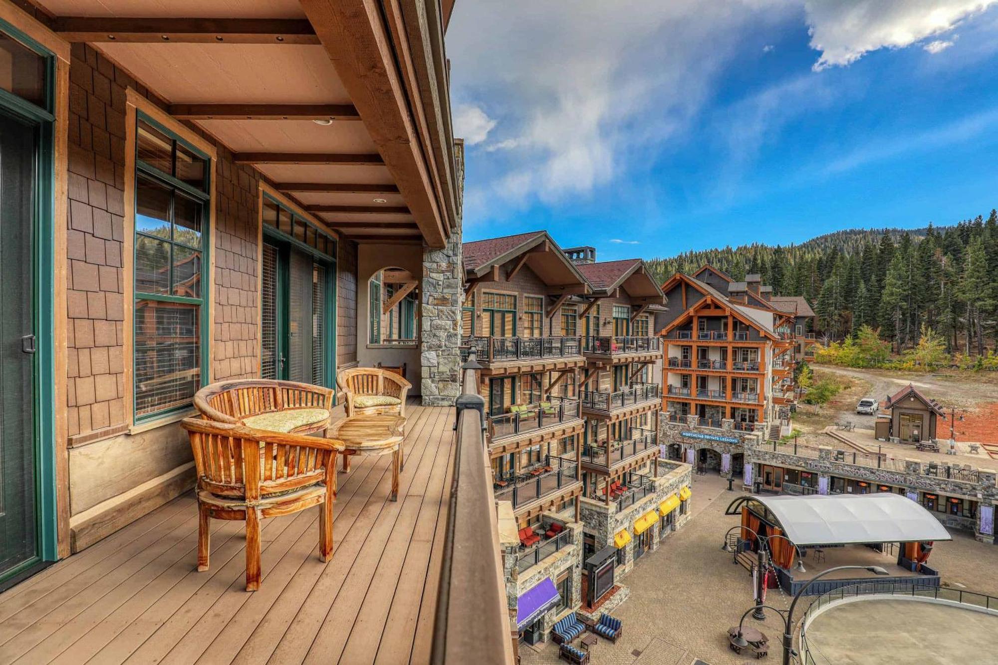 Great Bear Lodge 504 By East West Hospitality Truckee Exterior photo